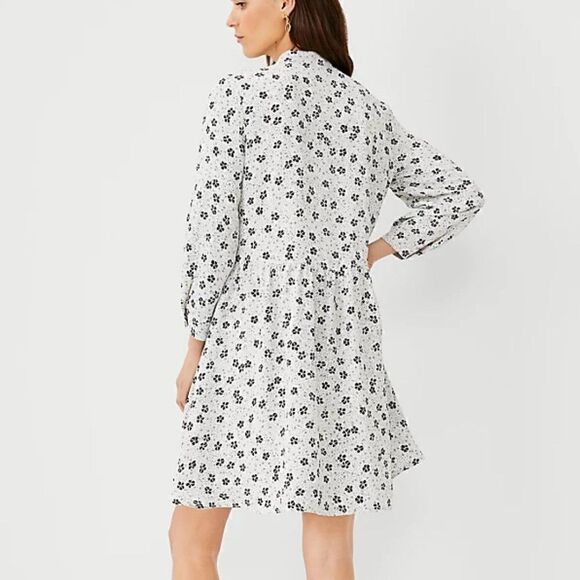 Ann Taylor Shirtdress Size S Shamrock Print White Black Relaxed Fit Long Sleeve - Picture 10 of 10